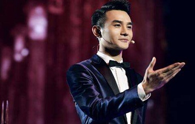 王凯：实力演员多元发展，商业合作新契机，电话13924088358